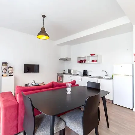 With One Bedroom In Caloura With Furnished Terrace And Wifi